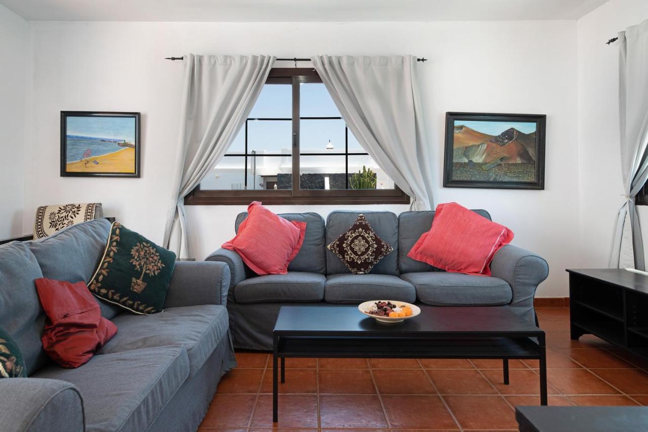 Villa La Bonilla Плая Бланка Екстериор снимка