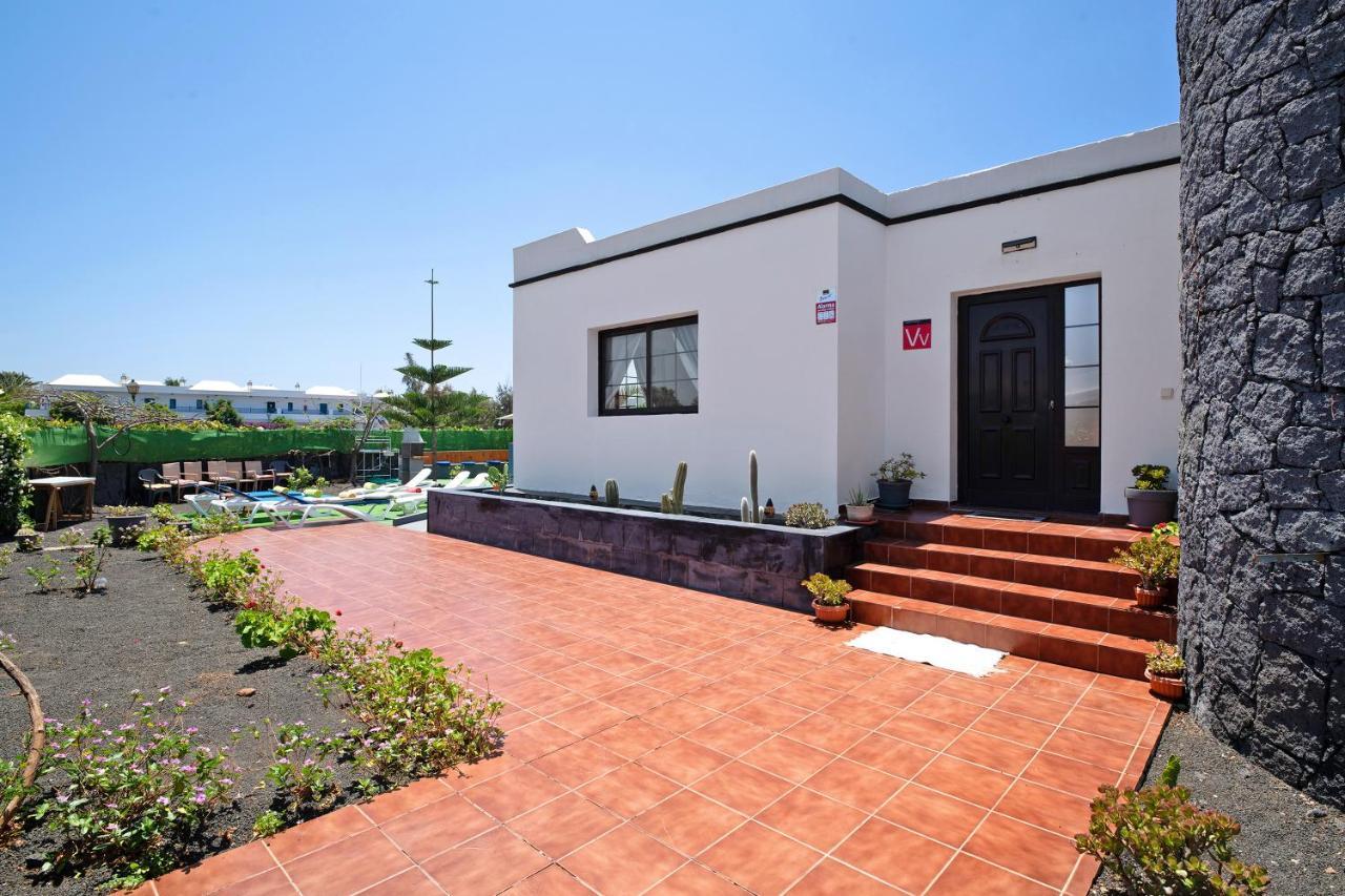 Villa La Bonilla Плая Бланка Екстериор снимка